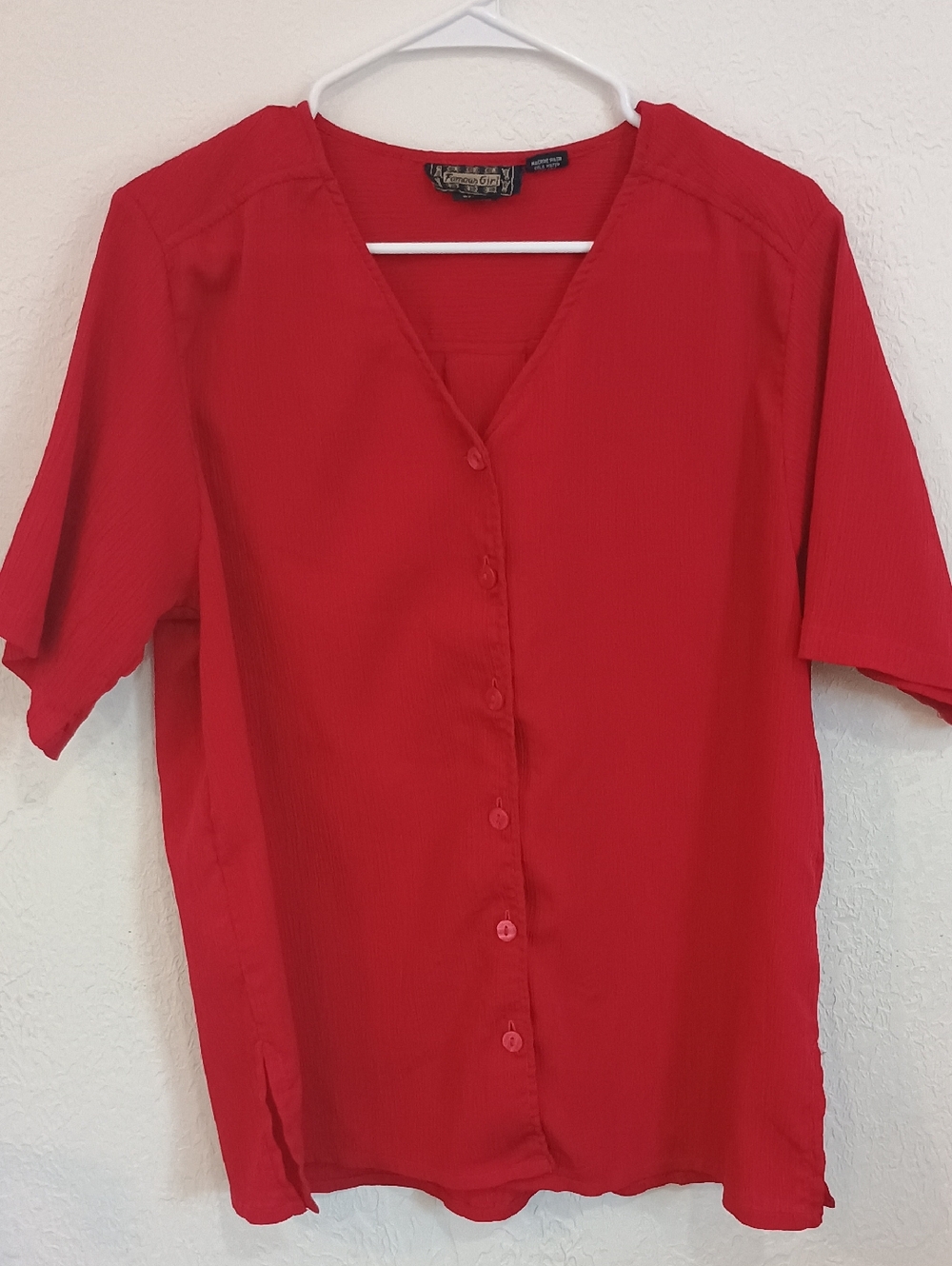 Unknown Brand Red Button-Front Women’s Top